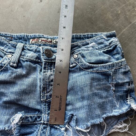 Buckle BKE Denim Starlite Jean Shorts Women's Blue Stretch Cutoff Distressed - Picture 10 of 11